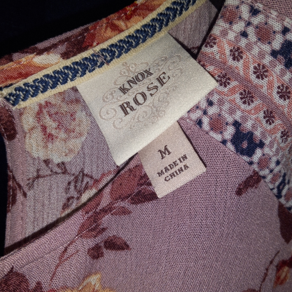 Long Sleeve Floral Top - Picture 2 of 3